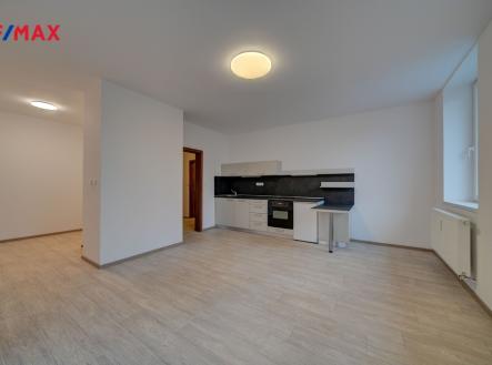 Pronájem bytu, 1+kk, 44 m²