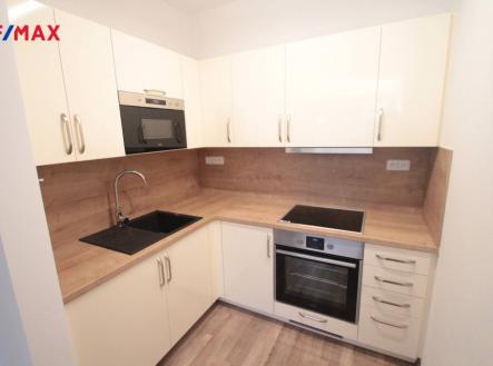 Pronájem bytu, 2+kk, 50 m²