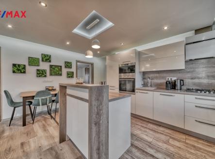 Prodej bytu, 3+kk, 75 m²