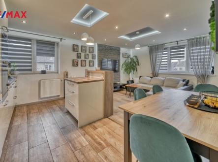 Prodej bytu, 3+kk, 75 m²