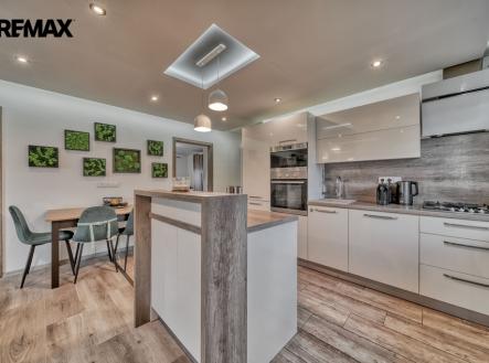 Prodej bytu, 3+kk, 75 m²