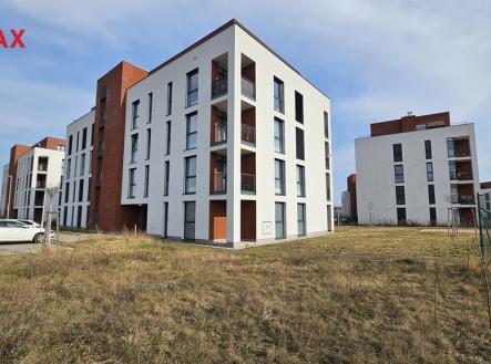 Pronájem bytu, 2+kk, 71 m²