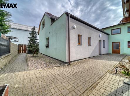 Pronájem bytu, 1+kk, 53 m²