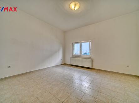 Pronájem bytu, 1+kk, 30 m²