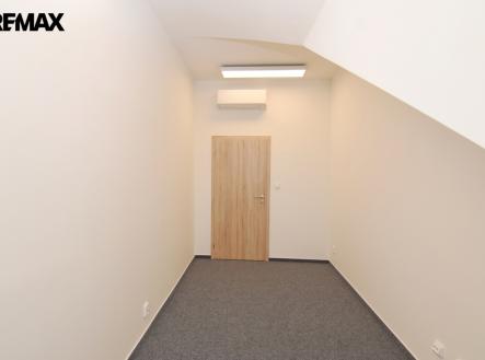 Pronájem kanceláře, 12 m²
