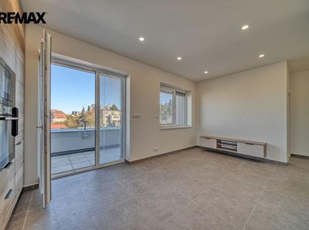 Pronájem bytu, 2+kk, 1 229 m²