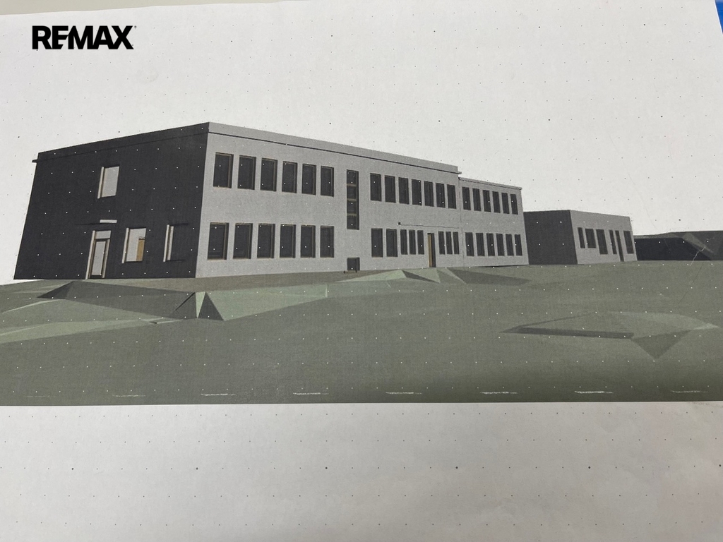 Budoucí vizualizace budovy -- sklad v zadní části