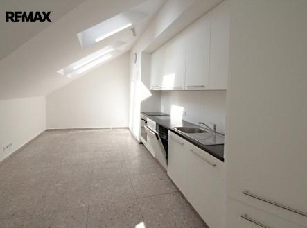 Pronájem bytu, 2+kk, 52 m²