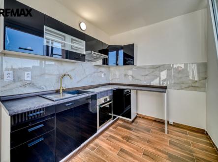 Pronájem bytu, 3+1, 72 m²