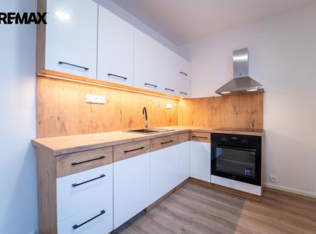 Pronájem bytu, 3+1, 62 m²