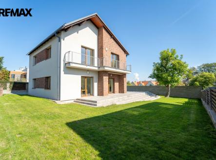 Pronájem domu/vily, 209 m²