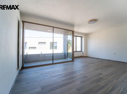 Pronájem bytu, 1+kk, 38 m²