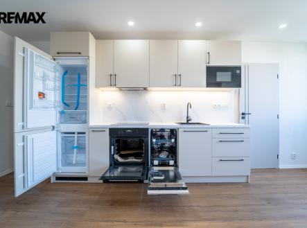 Pronájem bytu, 2+kk, 44 m²