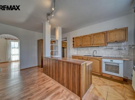 Pronájem bytu, 2+1, 64 m²
