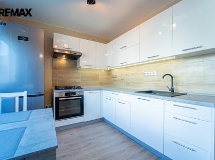 Prodej bytu, 1+1, 42 m²