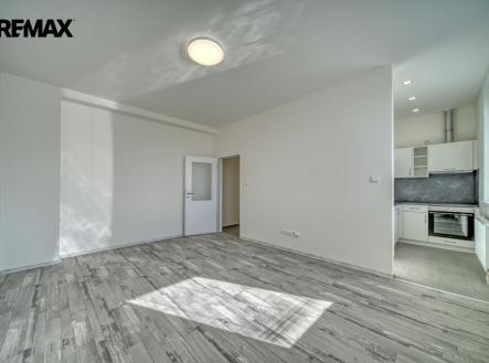 Pronájem bytu, 3+kk, 58 m²
