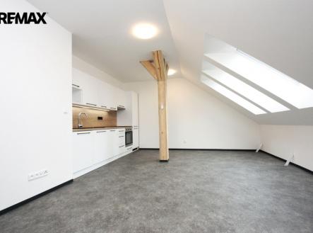Pronájem bytu, 2+kk, 50 m²