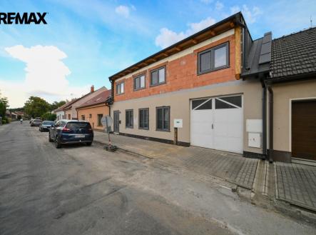 Pronájem bytu, 2+1, 47 m²