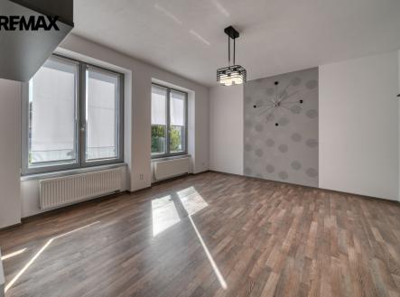 Pronájem bytu, 1+kk, 31 m²