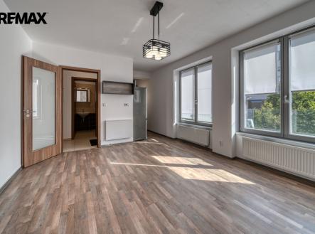 Pronájem bytu, 1+kk, 31 m²