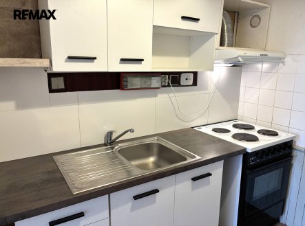 Pronájem bytu, 2+kk, 43 m²