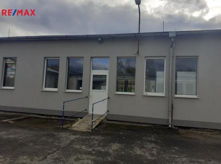 Pronájem skladovací prostor, 129 m²