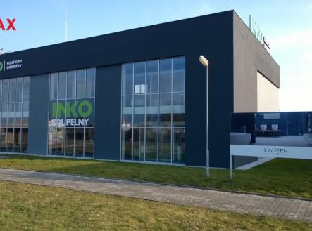 Pronájem obchodní prostor, 360 m²