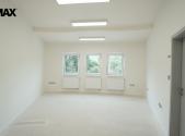 Pronájem kanceláře, 72 m²