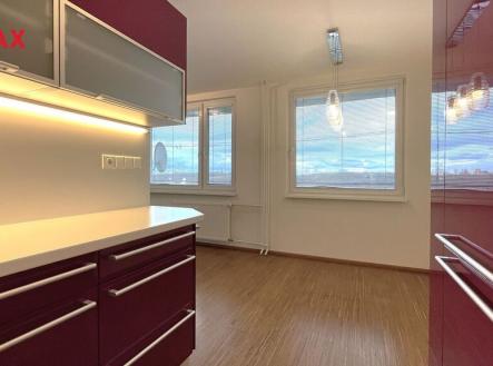 Pronájem bytu, 3+kk, 87 m²