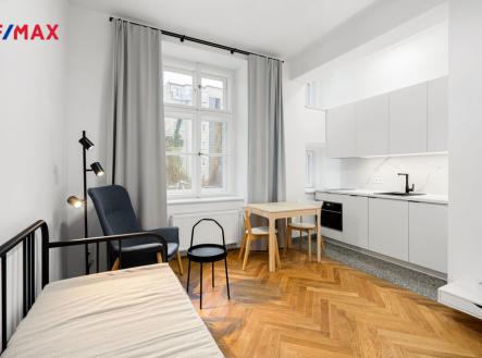 Pronájem bytu, 1+kk, 29 m²