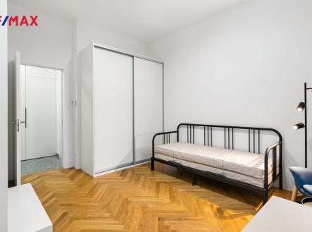 Pronájem bytu, 1+kk, 29 m²