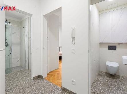 Pronájem bytu, 1+kk, 29 m²