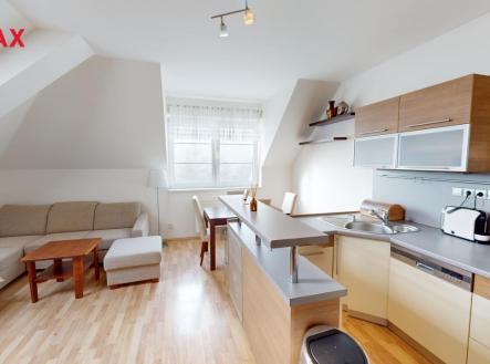 Pronájem bytu, 3+kk, 87 m²
