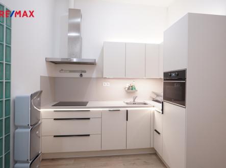 Pronájem bytu, 2+kk, 40 m²