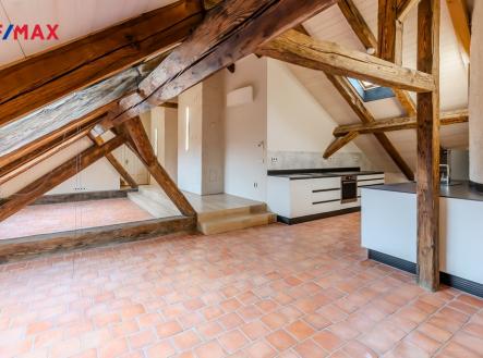 Pronájem bytu, 2+kk, 112 m²