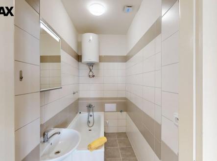 Pronájem bytu, 2+kk, 43 m²