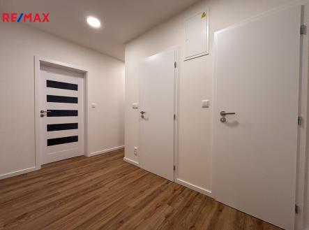 Pronájem bytu, 2+1, 53 m²