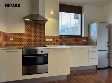 Pronájem bytu, 2+kk, 56 m²