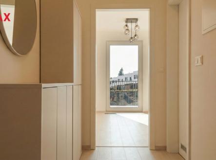 Pronájem bytu, 2+kk, 43 m²