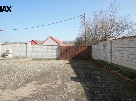 Prodej domu/vily, 1 145 m²