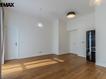 Pronájem bytu, 3+kk, 109 m²