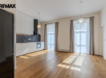 Pronájem bytu, 3+kk, 109 m²
