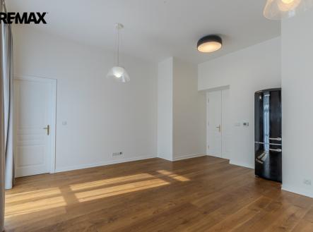 Pronájem bytu, 3+kk, 109 m²