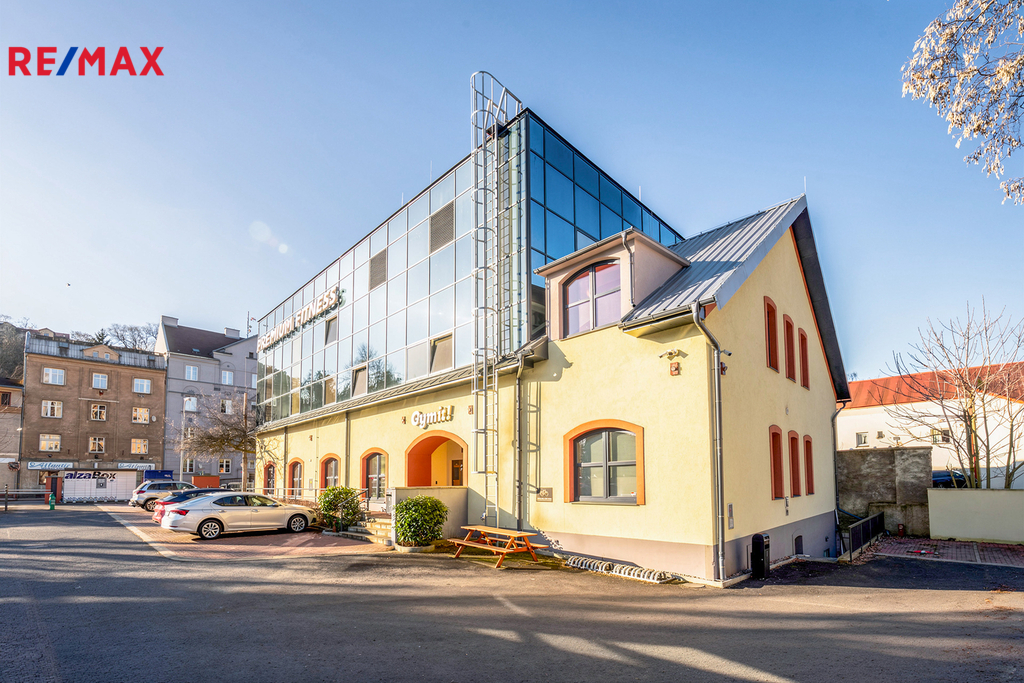 Pohled na kanceláře z boku