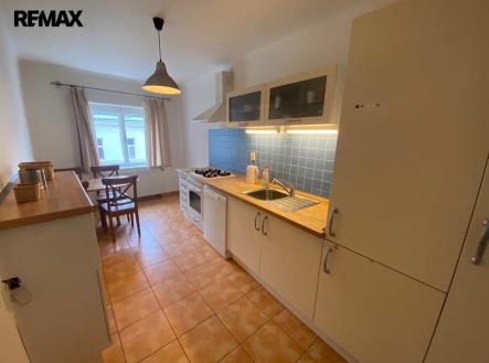 Pronájem bytu, 3+1, 80 m²