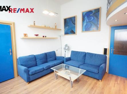 Pronájem bytu, 2+kk, 73 m²