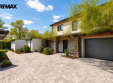 Pronájem domu/vily, 273 m²