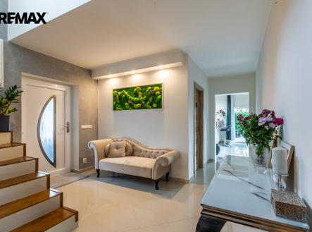 Pronájem domu/vily, 273 m²