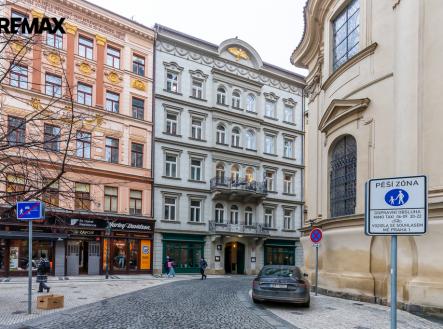 Pronájem bytu, 3+kk, 3 030 m²