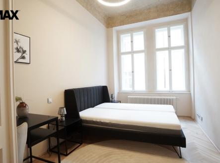 Pronájem bytu, 3+kk, 70 m²